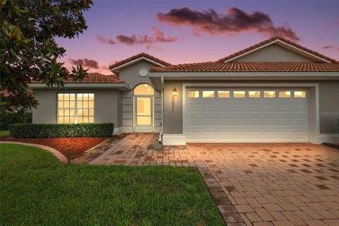 Casa en venta en Oxford, Florida, 3 dormitorios, 147.9 m2 № 1801323 - foto 1