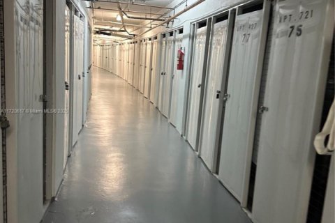 Condominio en venta en Hallandale Beach, Florida, 1 dormitorio, 78.97 m2 № 1979901 - foto 20