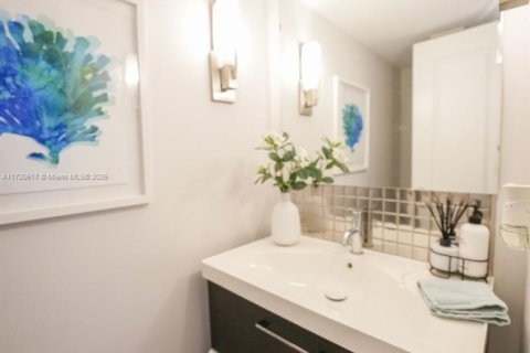 Condominio en venta en Hallandale Beach, Florida, 1 dormitorio, 78.97 m2 № 1979901 - foto 16