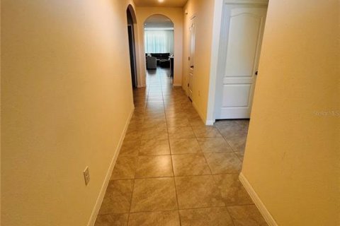House in Saint Cloud, Florida 4 bedrooms, 170.01 sq.m. № 1866503 - photo 22