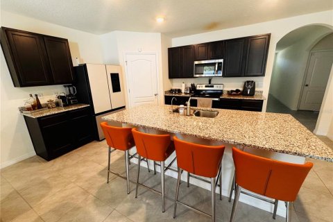House in Saint Cloud, Florida 4 bedrooms, 170.01 sq.m. № 1866503 - photo 15