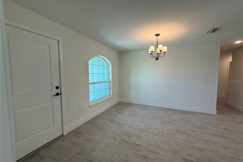 Villa ou maison à vendre à Port Charlotte, Floride: 3 chambres, 186.73 m2 № 2197365 - photo 3