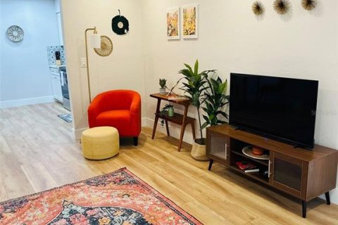 Купить коммерческую недвижимость в Тампа, Флорида 4 спальни, 134.71м2, № 2229229 - фото 6