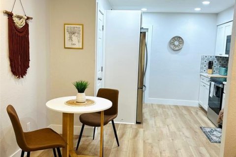 Купить коммерческую недвижимость в Тампа, Флорида 4 спальни, 134.71м2, № 2229229 - фото 15