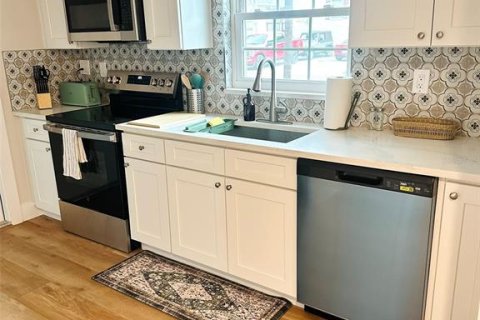 Купить коммерческую недвижимость в Тампа, Флорида 4 спальни, 134.71м2, № 2229229 - фото 12