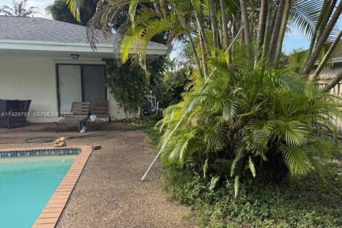 Villa ou maison à vendre à Palmetto Bay, Floride: 4 chambres, 221.01 m2 № 1988805 - photo 10