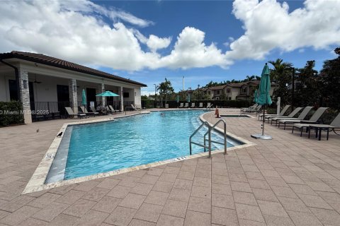 Купить таунхаус в Хомстед, Флорида 3 спальни, 130.34м2, № 1948168 - фото 30