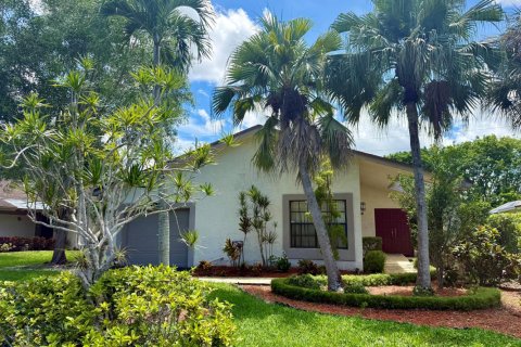 Villa ou maison à Boca Raton, Floride 3 chambres, 159.14 m2 № 2353784