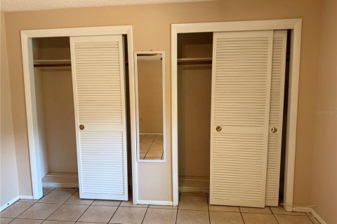 Condominio en venta en New Port Richey, Florida, 1 dormitorio, 57.97 m2 № 2148498 - foto 13