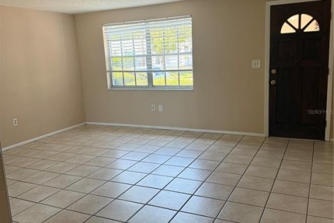 Condominio en venta en New Port Richey, Florida, 1 dormitorio, 57.97 m2 № 2148498 - foto 3