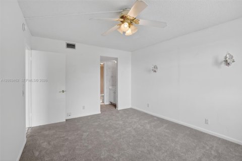 Condominio en venta en Davie, Florida, 2 dormitorios, 102.19 m2 № 2066901 - foto 18