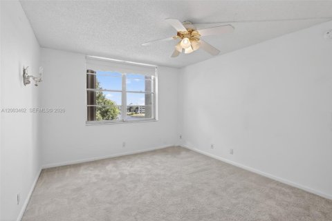 Condominio en venta en Davie, Florida, 2 dormitorios, 102.19 m2 № 2066901 - foto 16