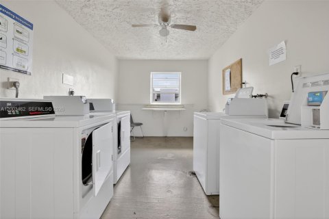 Condominio en venta en Davie, Florida, 2 dormitorios, 102.19 m2 № 2066901 - foto 28