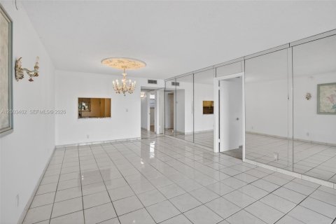 Condominio en venta en Davie, Florida, 2 dormitorios, 102.19 m2 № 2066901 - foto 13