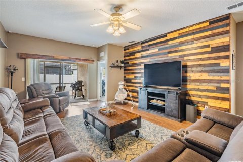 Casa en venta en Land O' Lakes, Florida, 3 dormitorios, 151.06 m2 № 1827389 - foto 12