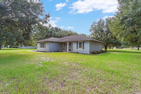 House in High Springs, Florida 3 bedrooms, 134.89 sq.m. № 1903131 - photo 1