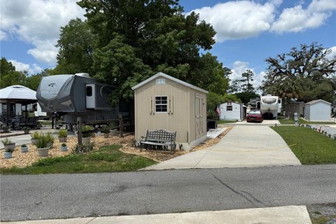 Land in Silver Springs Shores, Florida № 1690750 - photo 1