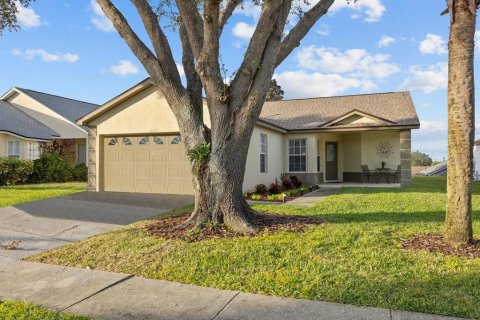 House in Kissimmee, Florida 3 bedrooms, 114.08 sq.m. № 1837080 - photo 2