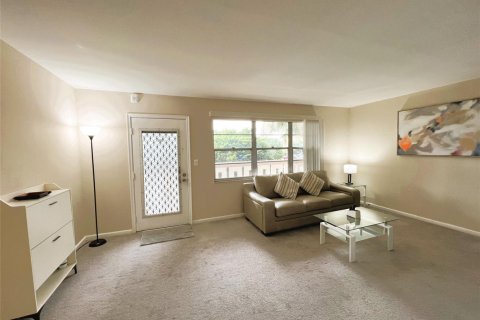 Condo in Coconut Creek, Florida, 1 bedroom  № 2250053 - photo 16