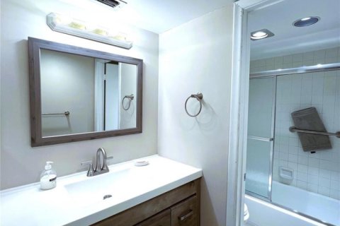 Condo in Coconut Creek, Florida, 1 bedroom  № 2250053 - photo 8