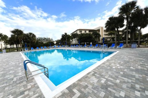 Condo in Coconut Creek, Florida, 1 bedroom  № 2250053 - photo 24