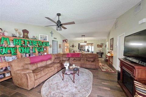Casa en venta en Okeechobee, Florida, 3 dormitorios, 131.55 m2 № 1827899 - foto 19