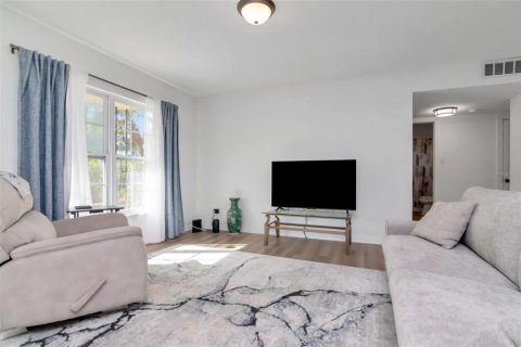 Casa en venta en Oldsmar, Florida, 3 dormitorios, 118.91 m2 № 2196008 - foto 9