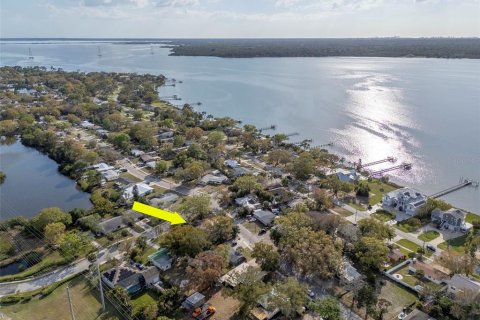 House in Oldsmar, Florida 3 bedrooms, 118.91 sq.m. № 2196008