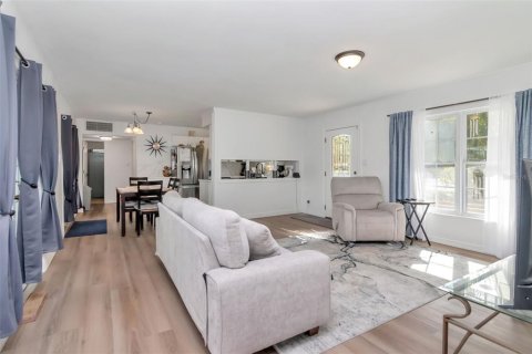 Casa en venta en Oldsmar, Florida, 3 dormitorios, 118.91 m2 № 2196008 - foto 14