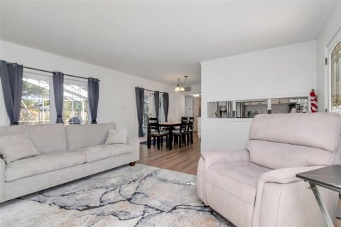 Casa en venta en Oldsmar, Florida, 3 dormitorios, 118.91 m2 № 2196008 - foto 12