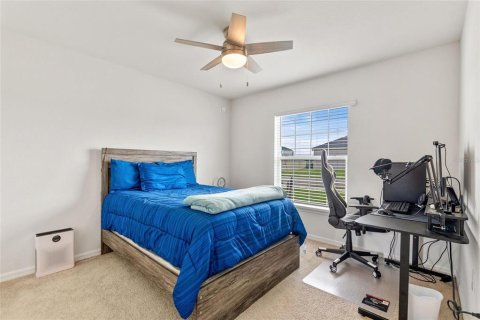 House in Winter Haven, Florida 4 bedrooms, 191.94 sq.m. № 2166997 - photo 8