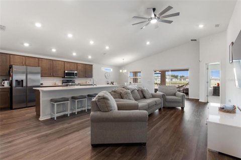 House in Winter Haven, Florida 4 bedrooms, 191.94 sq.m. № 2166997 - photo 14