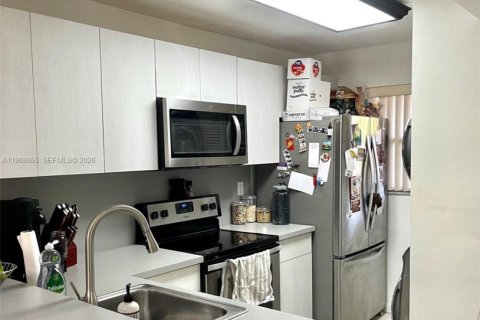 Condominio en venta en Miami, Florida, 2 dormitorios, 89 m2 № 2031700 - foto 22