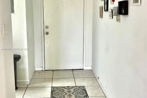 Condominio en venta en Miami, Florida, 2 dormitorios, 89 m2 № 2031700 - foto 21