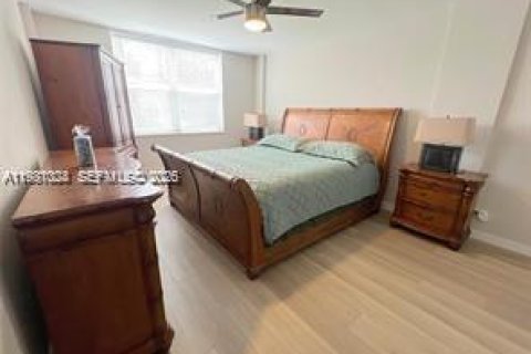 Copropriété à louer à North Miami Beach, Floride: 3 chambres, 95.22 m2 № 2049160 - photo 8