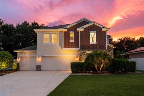 Villa ou maison à vendre à Eustis, Floride: 5 chambres, 255.02 m2 № 1825386 - photo 1