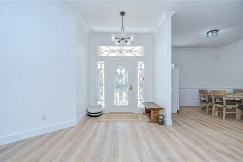 House in Brandon, Florida 4 bedrooms, 277.78 sq.m. № 1826895 - photo 5
