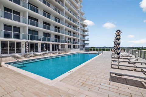 Condo in Miami, Florida  № 1814429 - photo 18