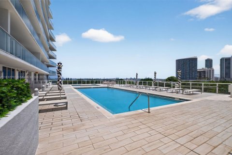 Condo in Miami, Florida  № 1814429 - photo 15
