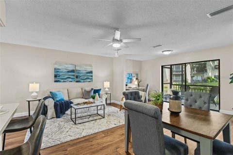 Condominio en venta en Saint Petersburg, Florida, 1 dormitorio, 78.04 m2 № 1825389 - foto 6