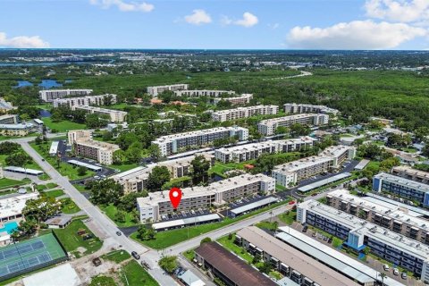 Condominio en venta en Saint Petersburg, Florida, 1 dormitorio, 78.04 m2 № 1825389 - foto 22