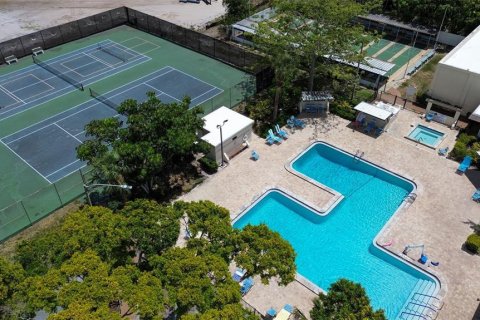 Condominio en venta en Saint Petersburg, Florida, 1 dormitorio, 78.04 m2 № 1825389 - foto 30