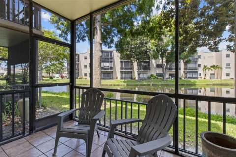 Condominio en venta en Saint Petersburg, Florida, 1 dormitorio, 78.04 m2 № 1825389 - foto 10