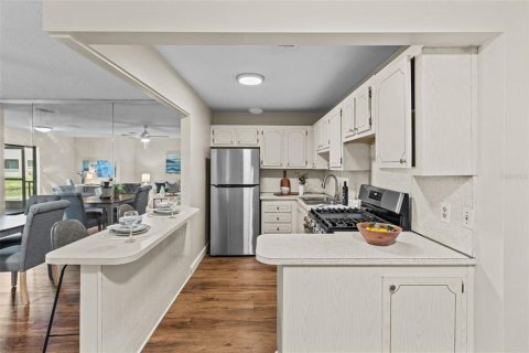 Condominio en venta en Saint Petersburg, Florida, 1 dormitorio, 78.04 m2 № 1825389 - foto 19