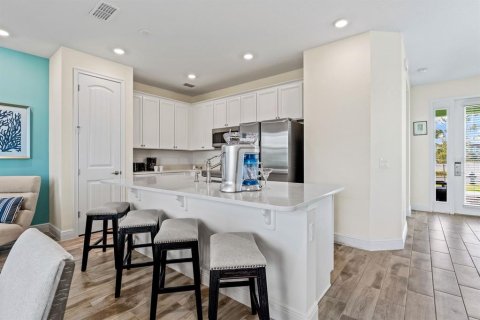 Touwnhouse à louer à Kissimmee, Floride: 4 chambres, 159.7 m2 № 2407038 - photo 6