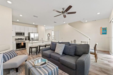 Touwnhouse à louer à Kissimmee, Floride: 4 chambres, 159.7 m2 № 2407038 - photo 10