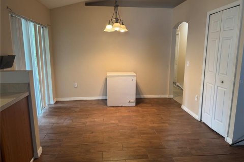 House in Kissimmee, Florida 4 bedrooms, 193.98 sq.m. № 2220571 - photo 18