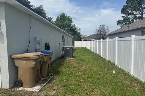 House in Kissimmee, Florida 4 bedrooms, 193.98 sq.m. № 2220571 - photo 6