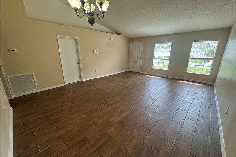 House in Kissimmee, Florida 4 bedrooms, 193.98 sq.m. № 2220571 - photo 12