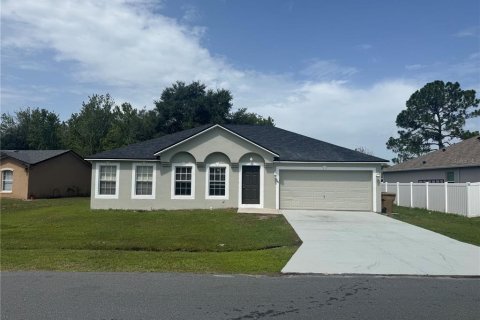 House in Kissimmee, Florida 4 bedrooms, 193.98 sq.m. № 2220571